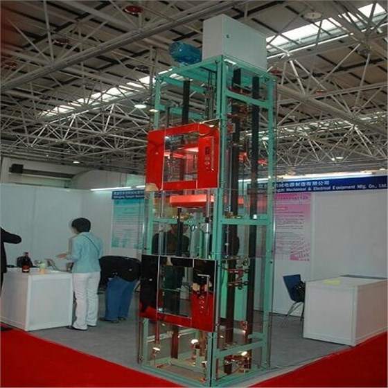 展銷會展示傳菜電梯全景