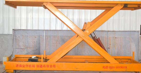 公司銷售到濟南金魁工程機械有限公司導軌自行升降機