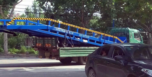 移動登車橋