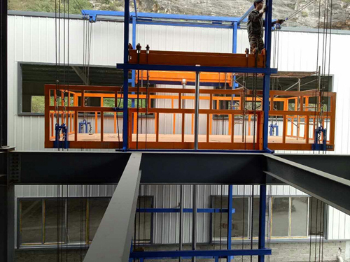 導軌式升降機作業平臺
