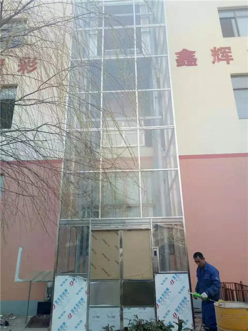 液壓升降機