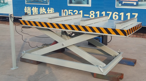 多功能流水線作業(yè)升降機