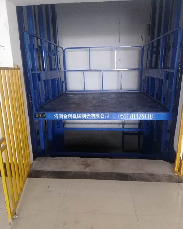 導軌升降機 導軌升降機