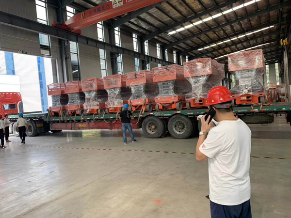全自行升降機 (2)