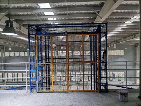 導軌式升降作業平臺的優勢