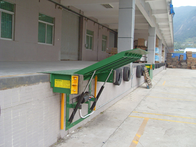 固定登車橋