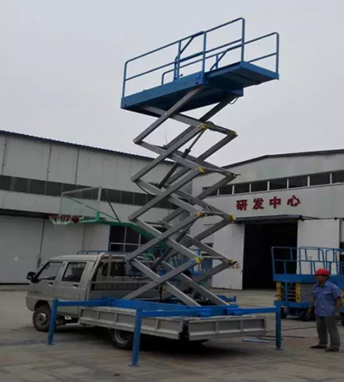 車載式升降機